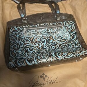 Like new Patricia Nash tooled turquoise poppy tote bag